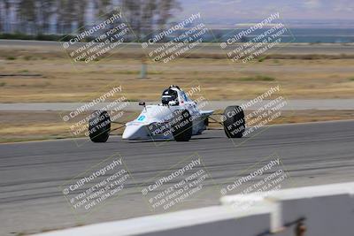 media/Jun-05-2022-CalClub SCCA (Sun) [[19e9bfb4bf]]/Around the Pits/